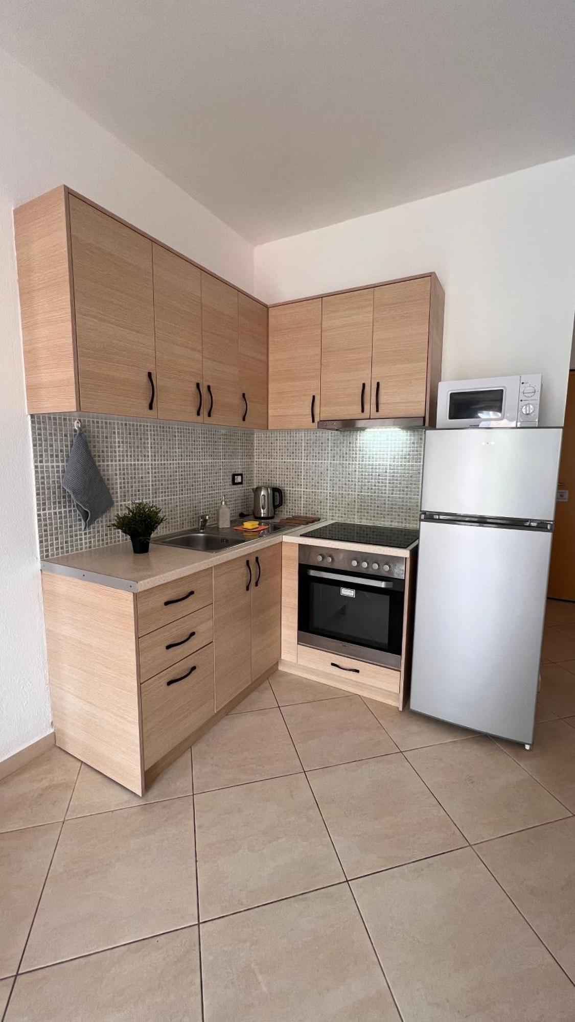 Lilly'S Apartment Plazh دراس المظهر الخارجي الصورة